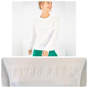 Fabletics Womens Stacey Pull Over "Never Settle" White Sweatshirt, Large EUC